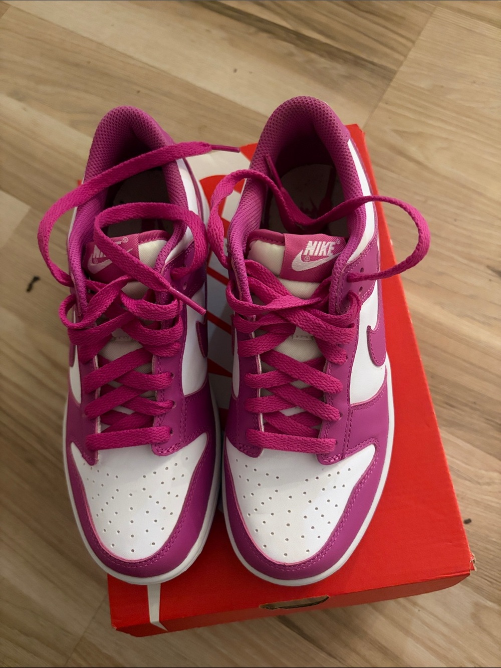 Nike Women’s Dunk Low Sneakers - White/Purple-Pink 6Y - Picture 5 of 5